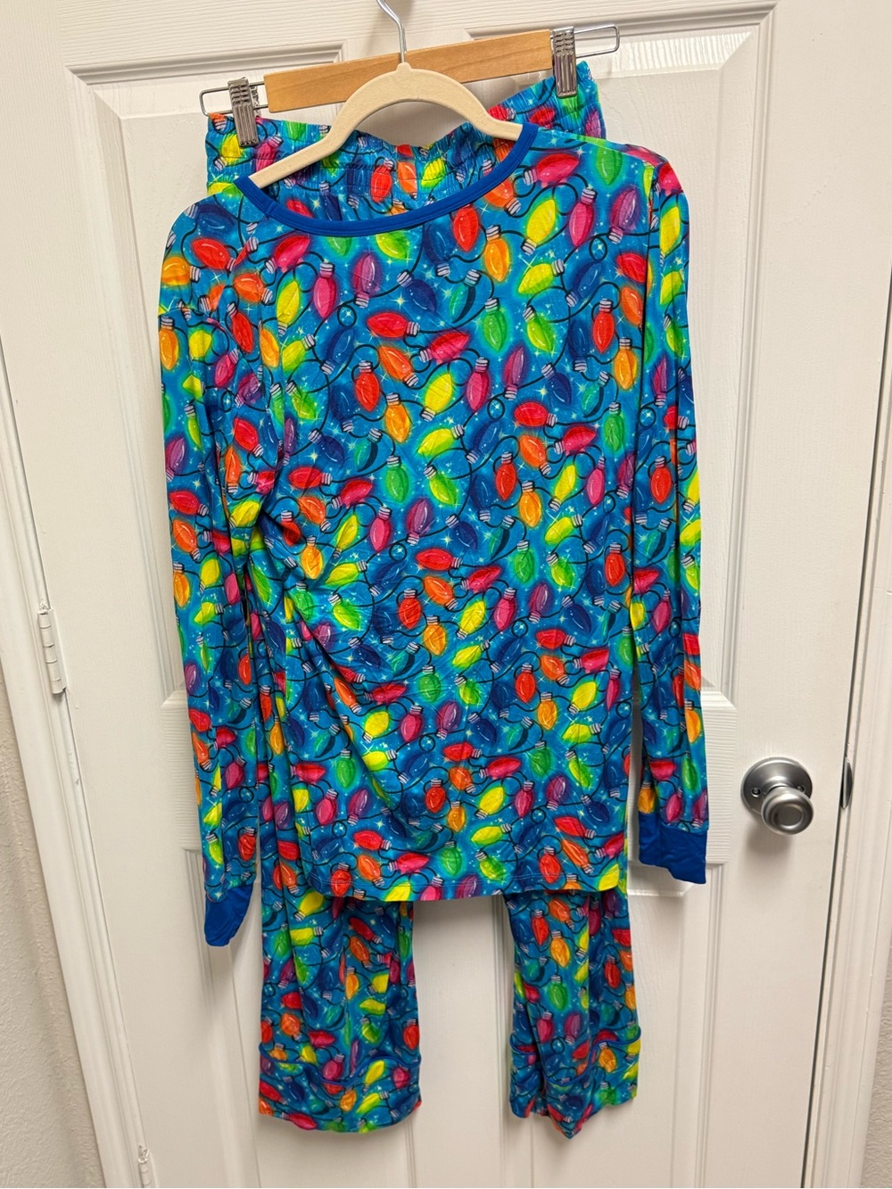 Birdie Bean Neon String Light Pajama Set - Picture 14 of 14